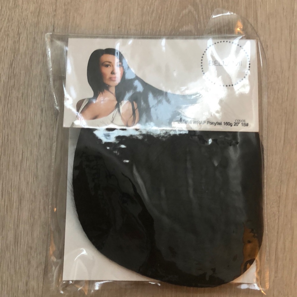 Brand new Bellami ponytail 160g 20inches